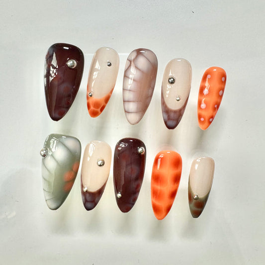 Press on Nails Amber Secret 10pcs